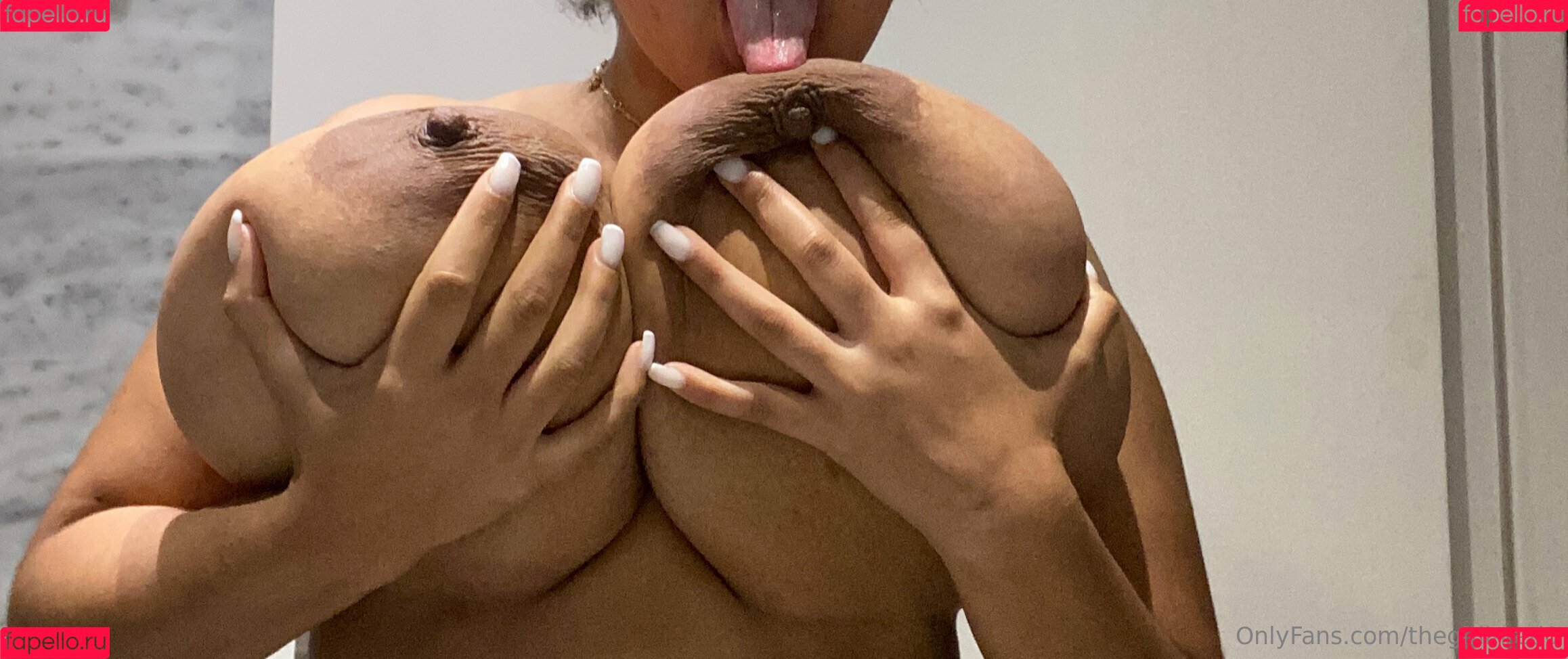 thenadinejansen Onlyfans Photo Gallery 