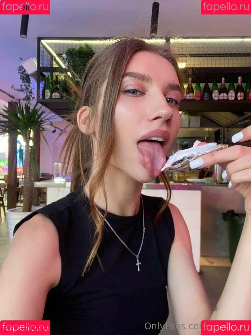 tessie_v Onlyfans Photo Gallery 