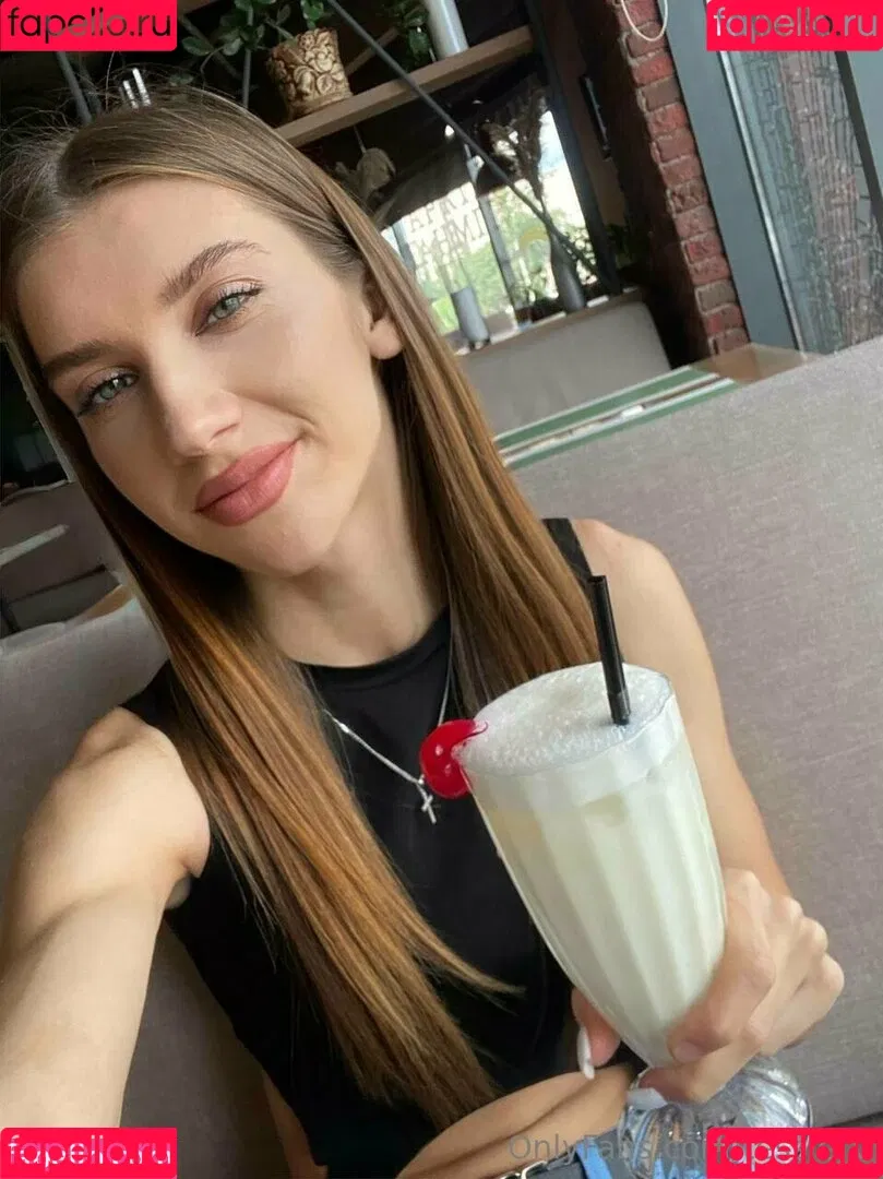 tessie_v Onlyfans Photo Gallery 