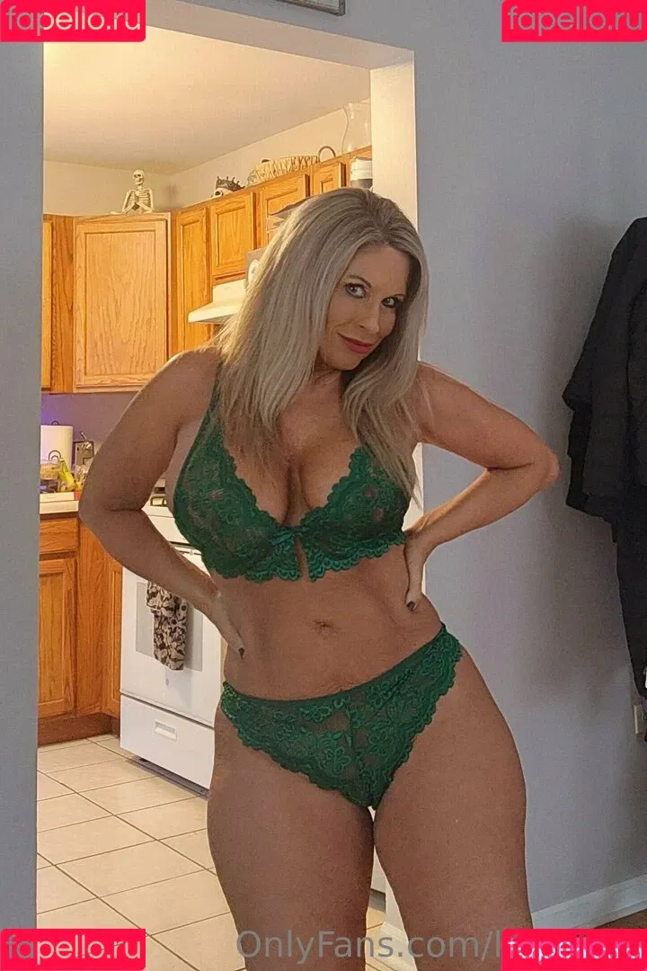 lilylee23 Onlyfans Photo Gallery 