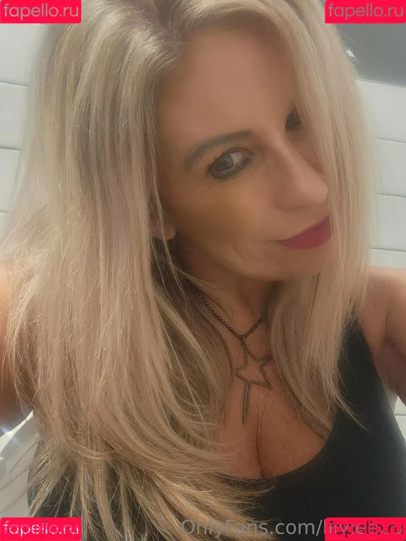 lilylee23 Onlyfans Photo Gallery 