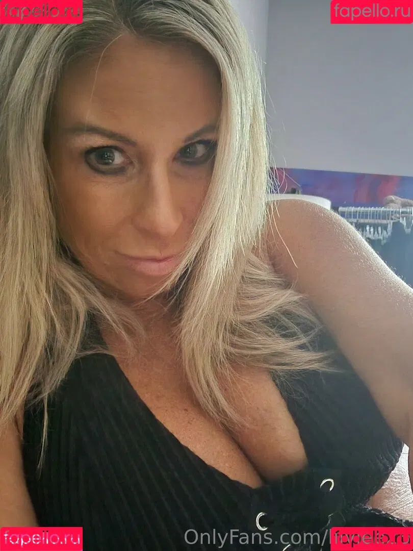 lilylee23 Onlyfans Photo Gallery 