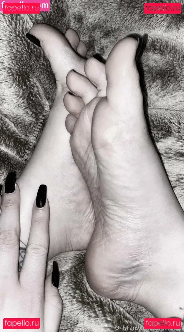 itsmekarminjayde Onlyfans Photo Gallery 