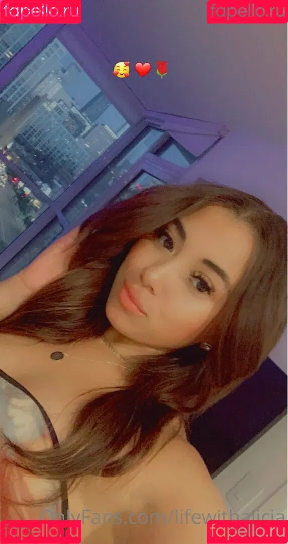 lifewithalicia Onlyfans Photo Gallery 