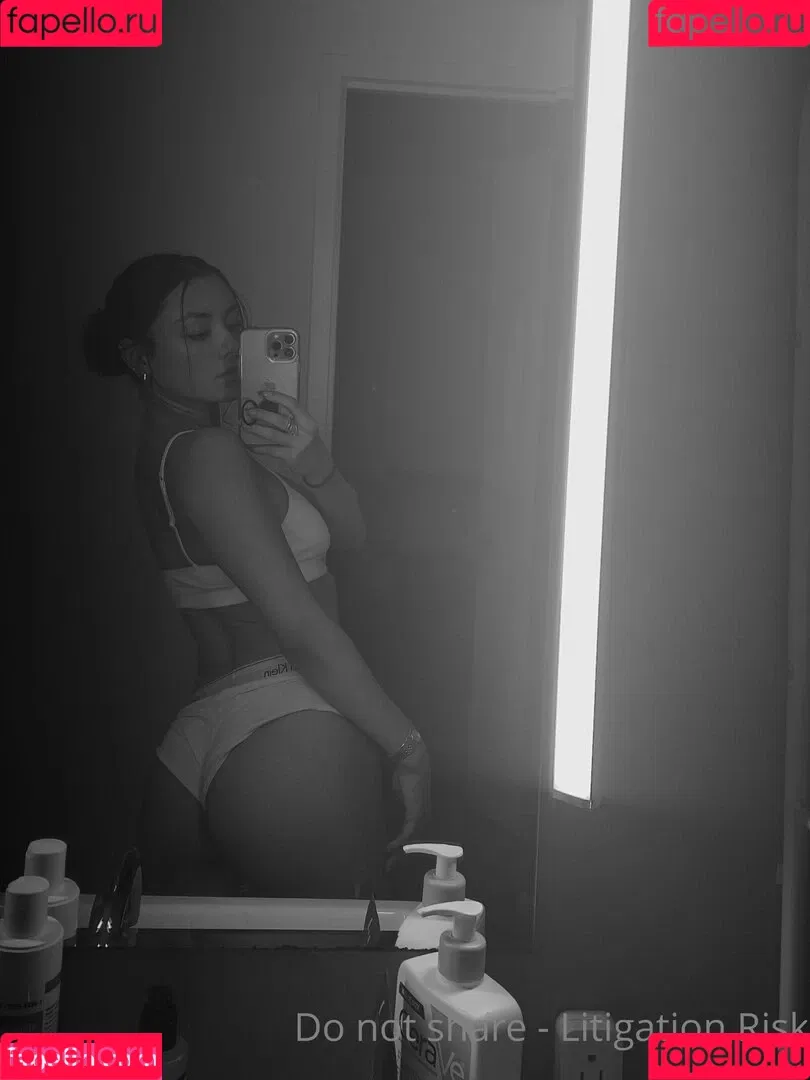 Yana Demeester Onlyfans Photo Gallery 