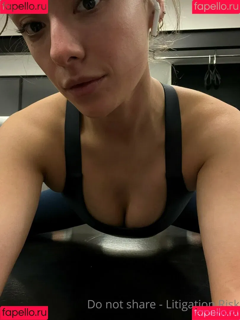 Yana Demeester Onlyfans Photo Gallery 
