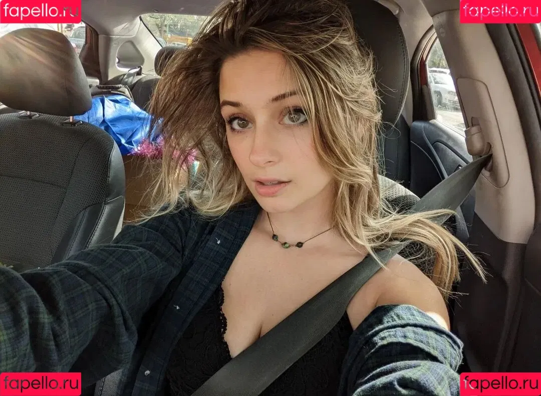 katerino Onlyfans Photo Gallery 