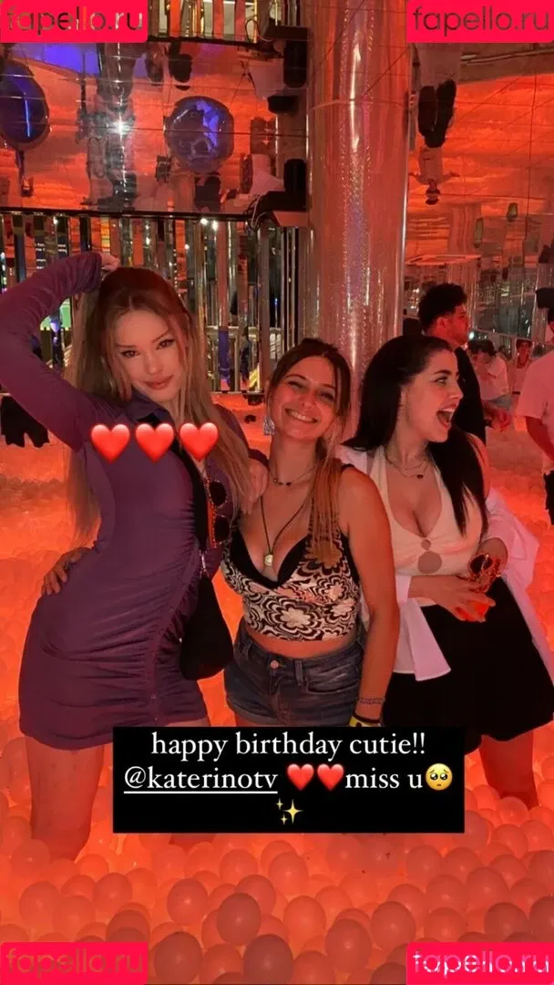 katerino Onlyfans Photo Gallery 