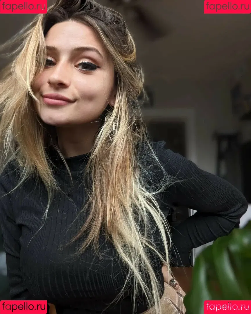 katerino Onlyfans Photo Gallery 