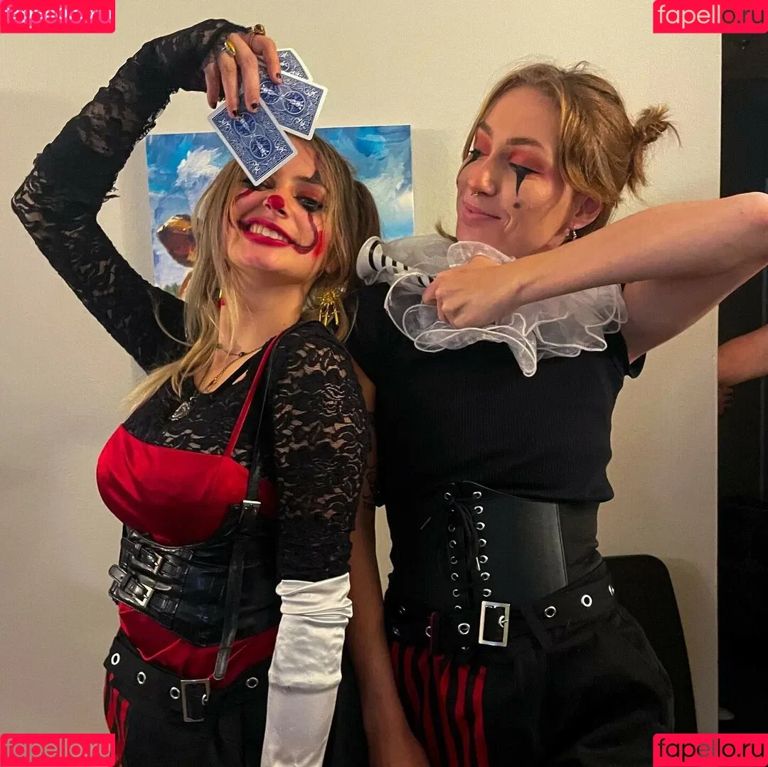 katerino Onlyfans Photo Gallery 