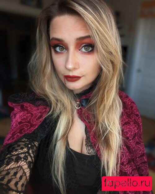 katerino Onlyfans Photo Gallery 