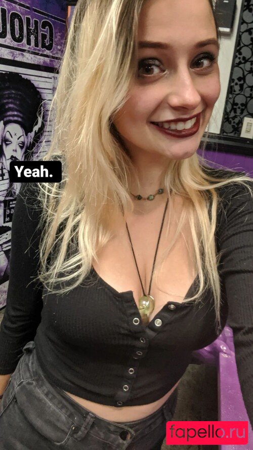 katerino Onlyfans Photo Gallery 