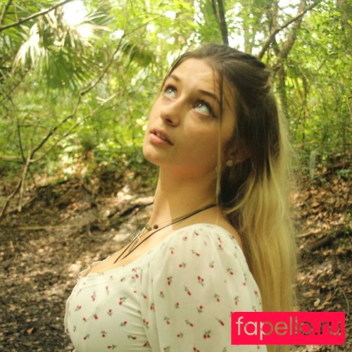 katerino Onlyfans Photo Gallery 