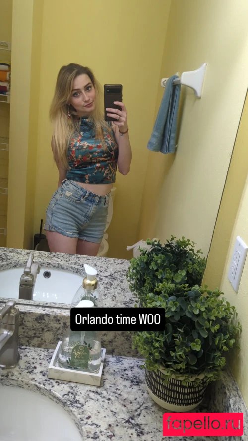 katerino Onlyfans Photo Gallery 