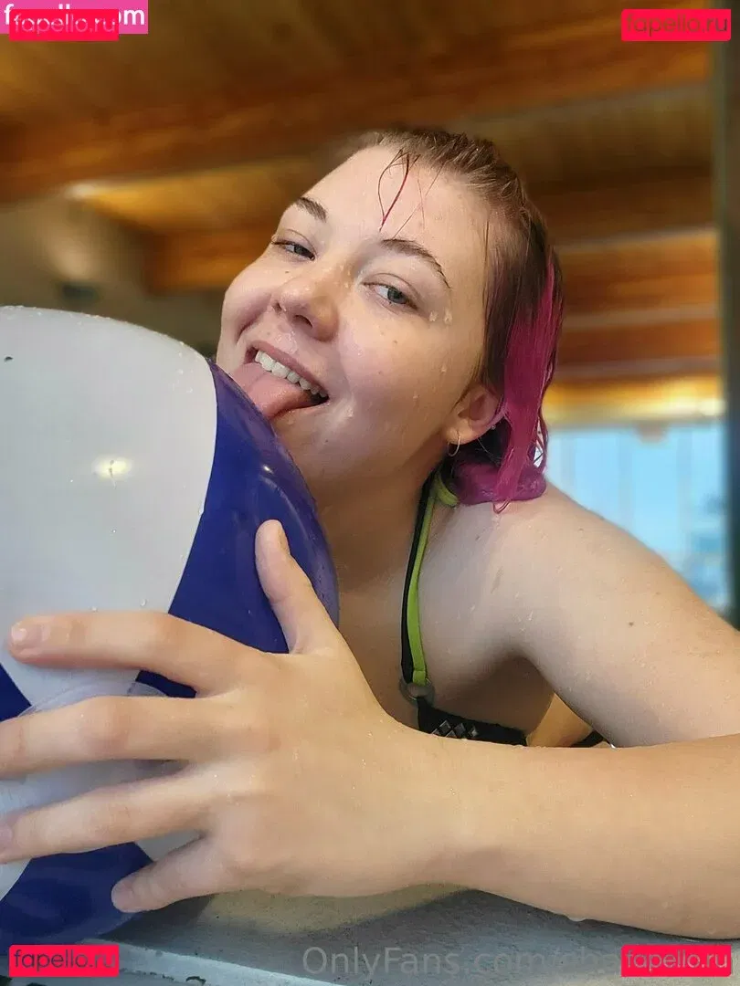 shaeswan Onlyfans Photo Gallery 