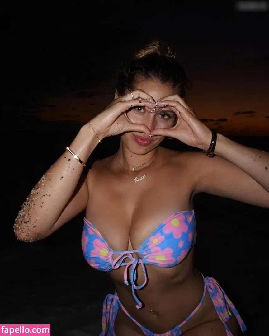 raissa.marques Onlyfans Photo Gallery 