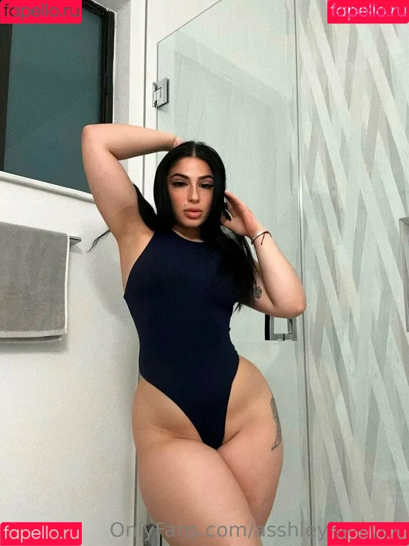 badlilshego Onlyfans Photo Gallery 