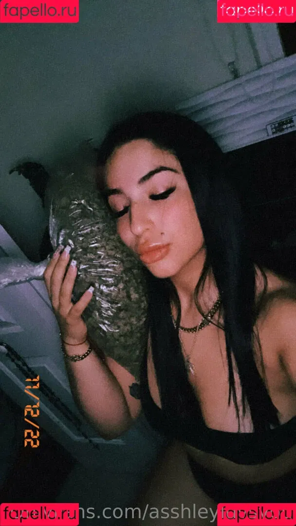 badlilshego Onlyfans Photo Gallery 