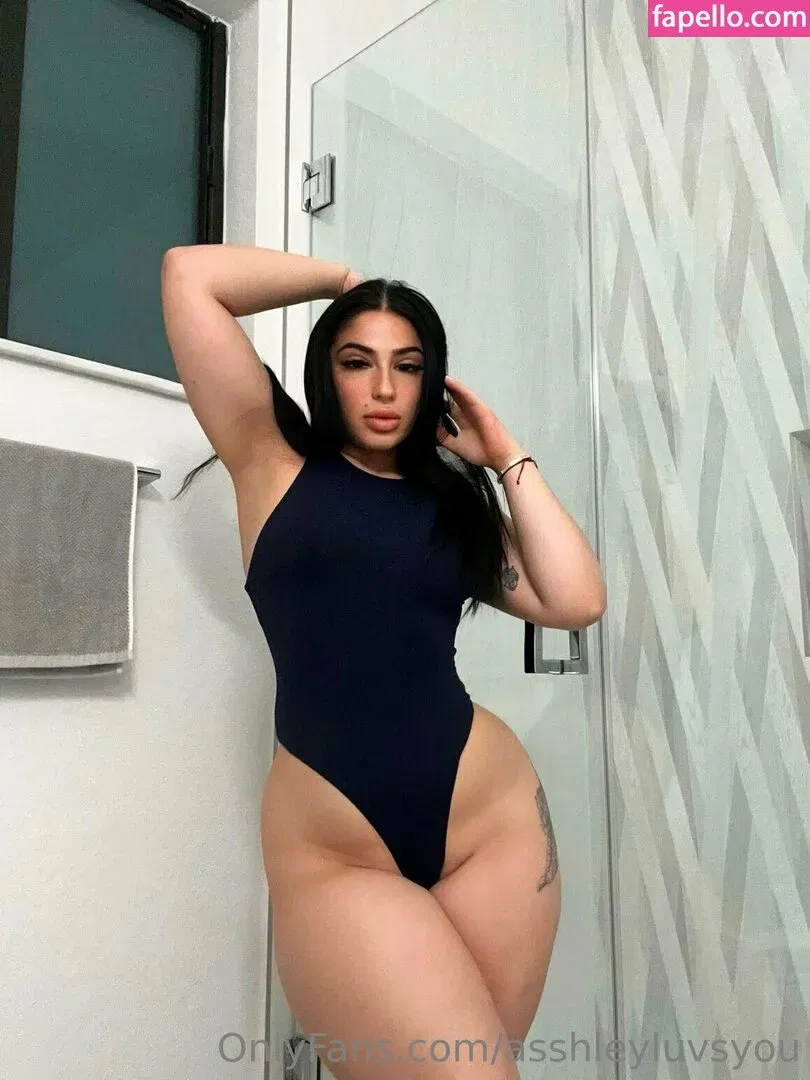 badlilshego Onlyfans Photo Gallery 
