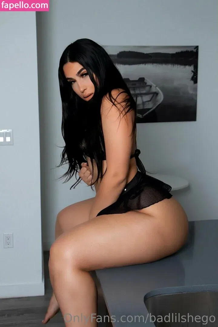 badlilshego Onlyfans Photo Gallery 