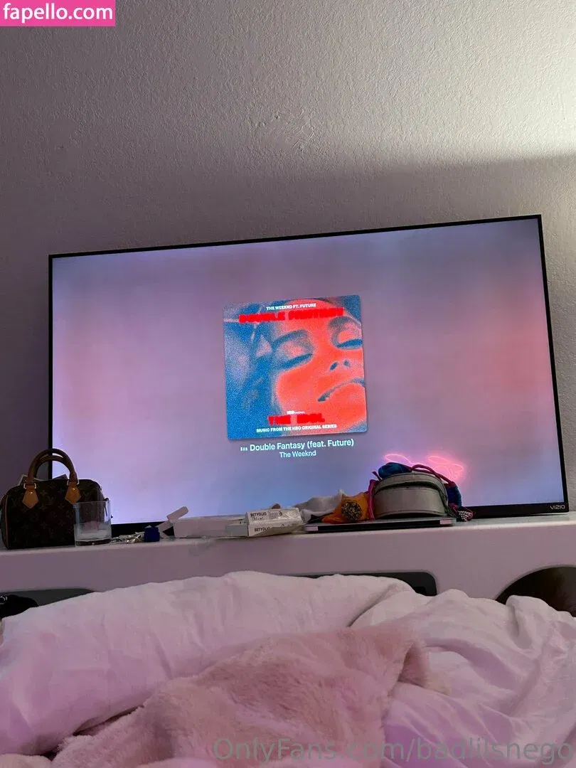 badlilshego Onlyfans Photo Gallery 