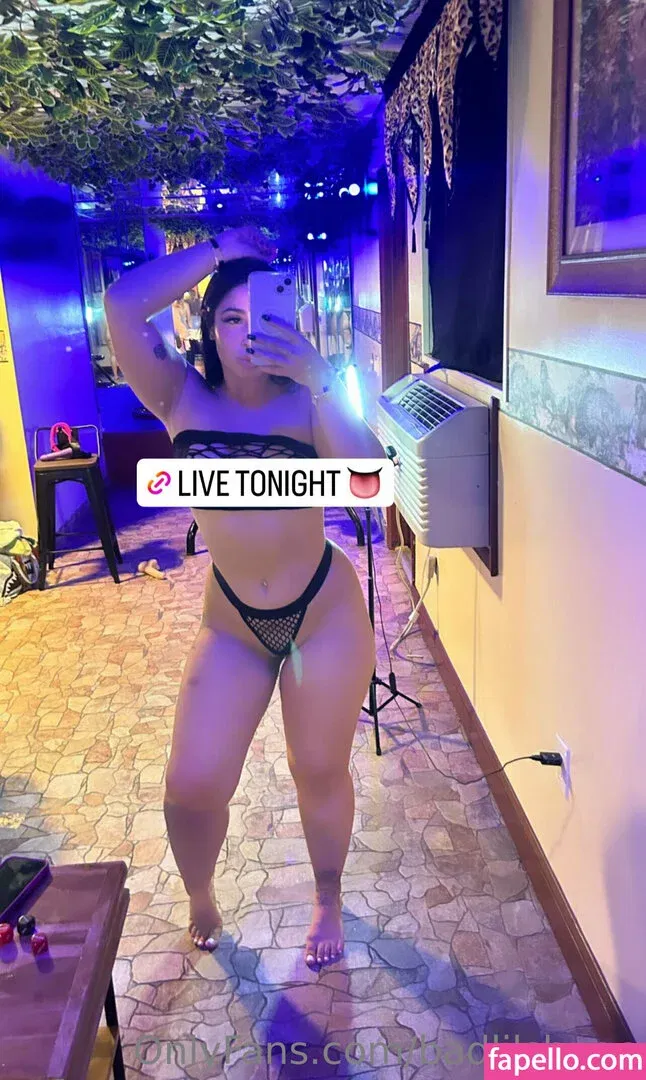 badlilshego Onlyfans Photo Gallery 