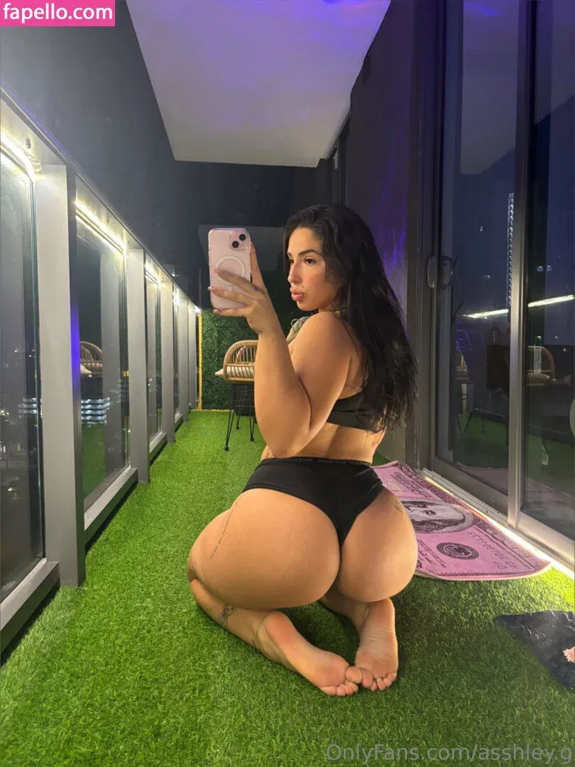 badlilshego Onlyfans Photo Gallery 