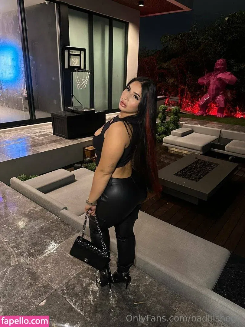 badlilshego Onlyfans Photo Gallery 