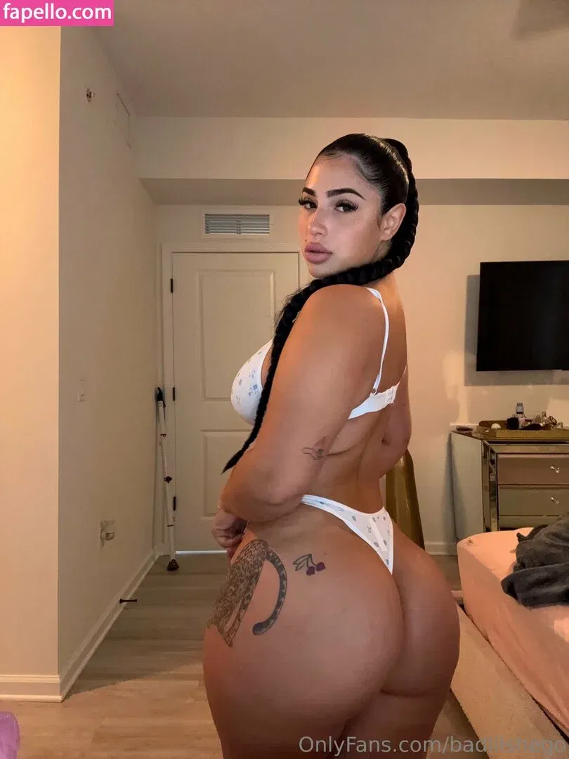 badlilshego Onlyfans Photo Gallery 