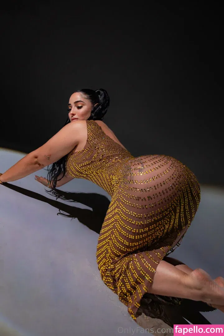 badlilshego Onlyfans Photo Gallery 