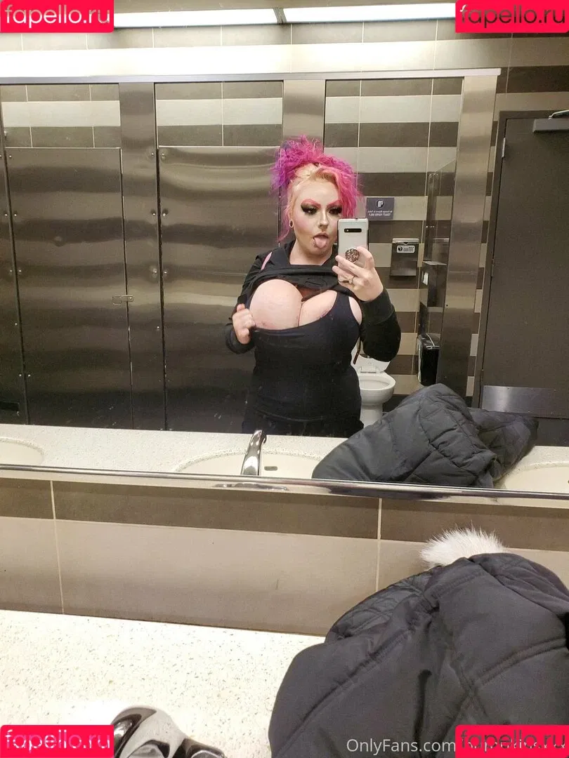 raelynnriley Onlyfans Photo Gallery 