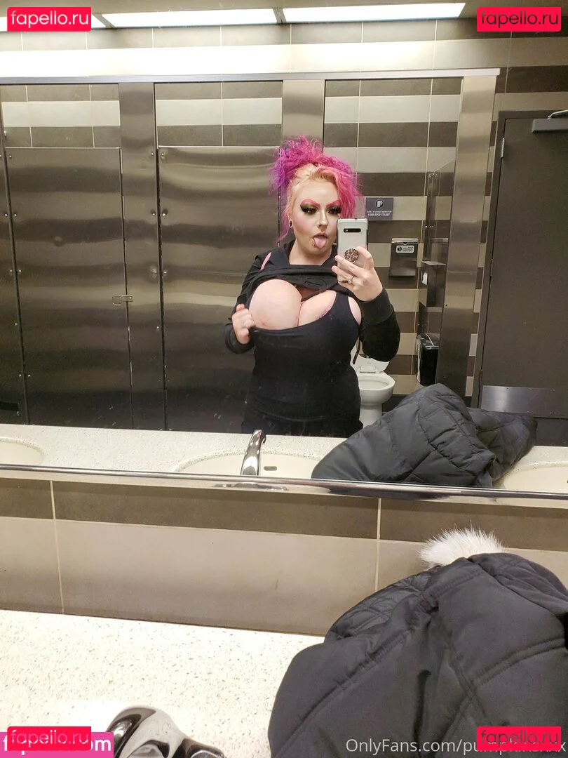 raelynnriley Onlyfans Photo Gallery 