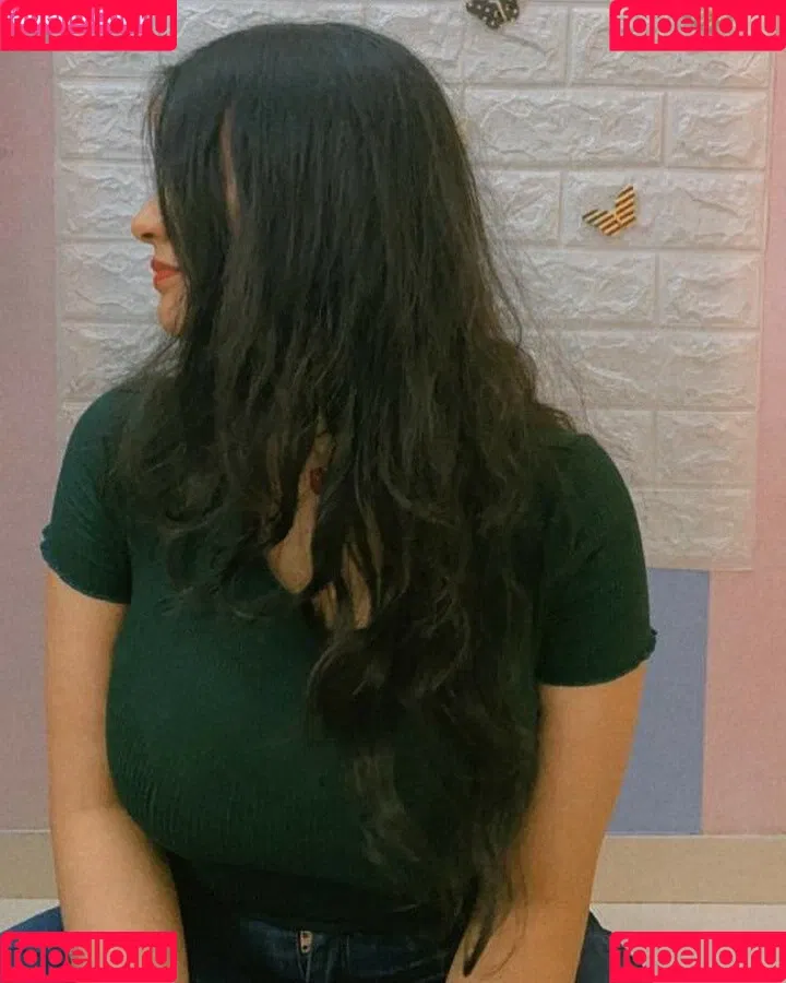 Desi Aurora Onlyfans Photo Gallery 