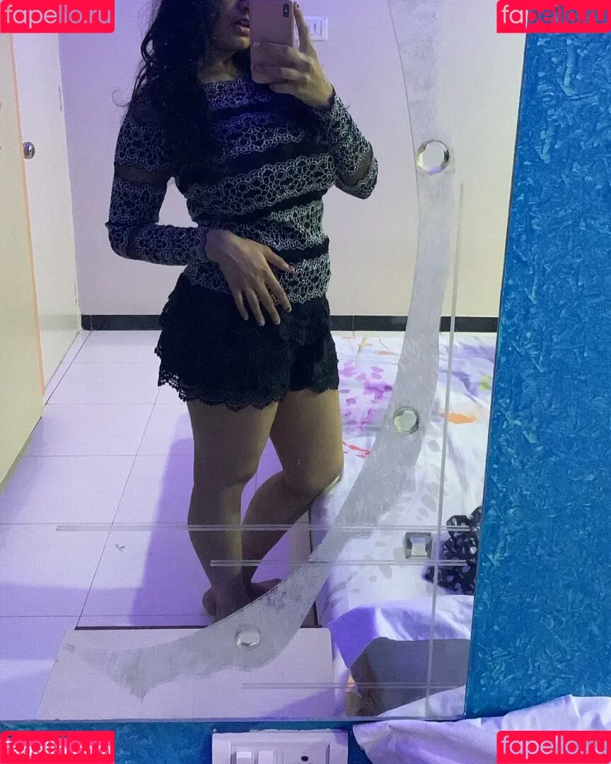 Desi Aurora Onlyfans Photo Gallery 