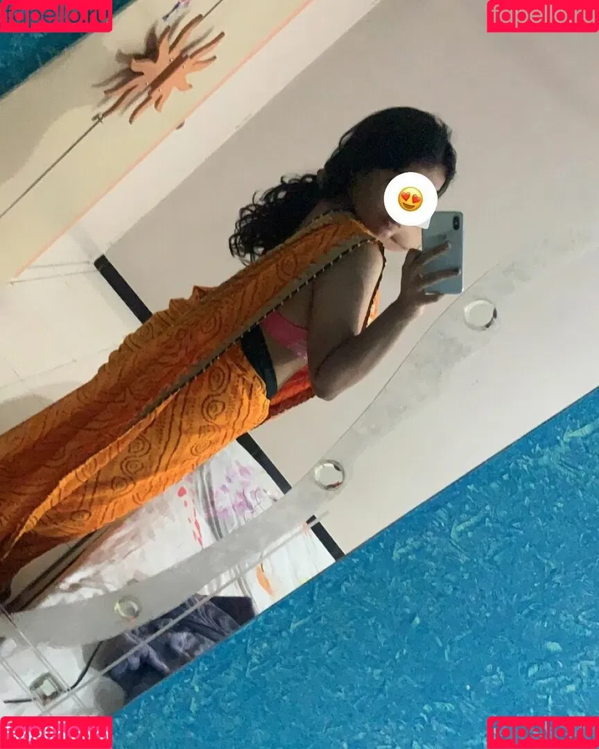 Desi Aurora Onlyfans Photo Gallery 