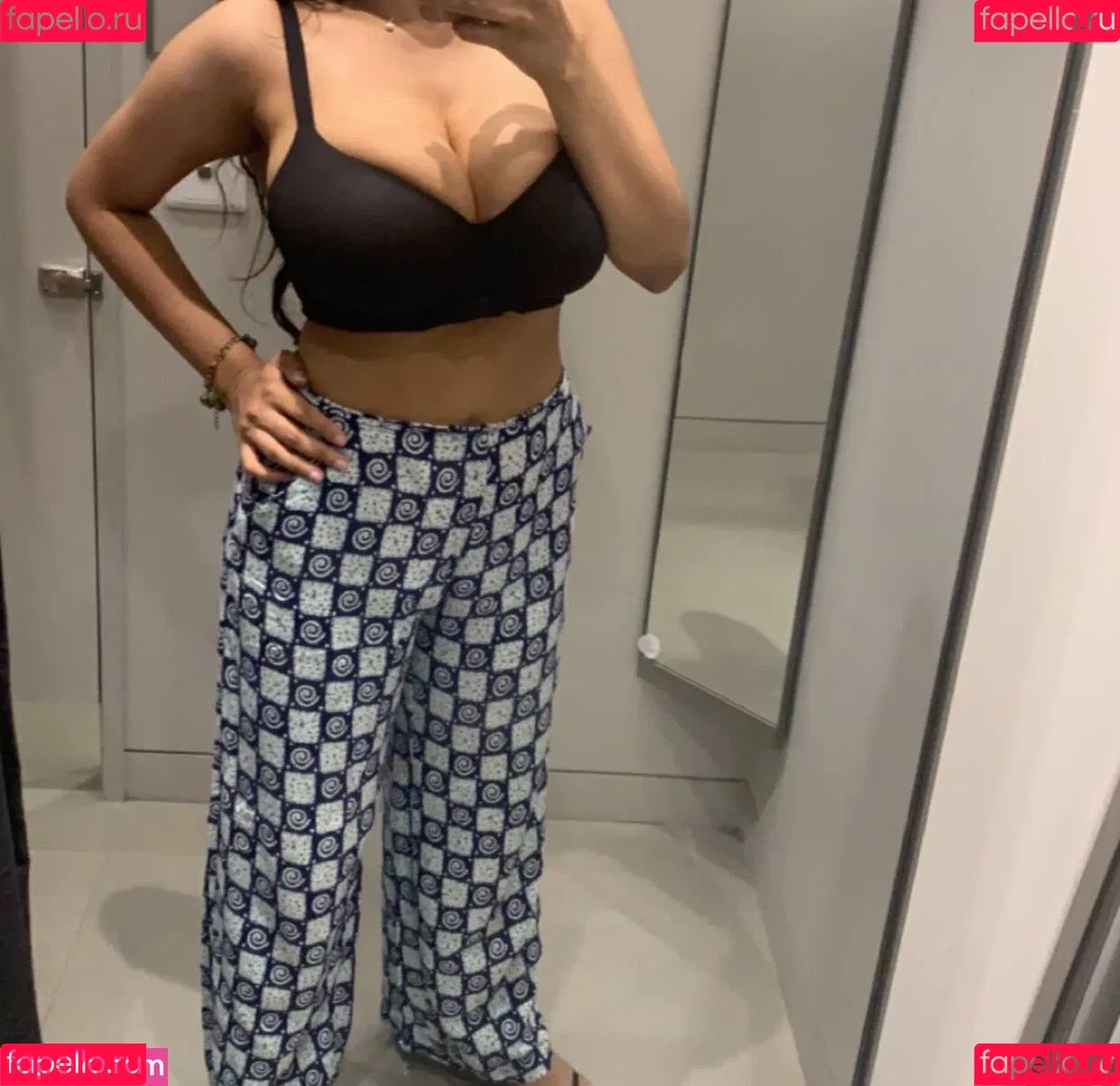Desi Aurora Onlyfans Photo Gallery 
