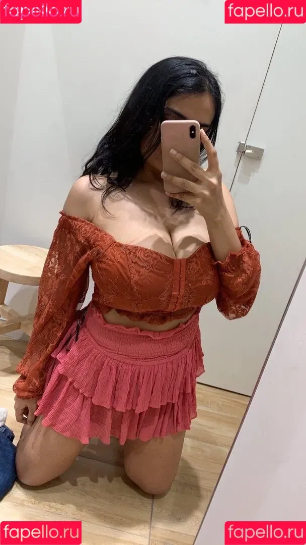 Desi Aurora Onlyfans Photo Gallery 