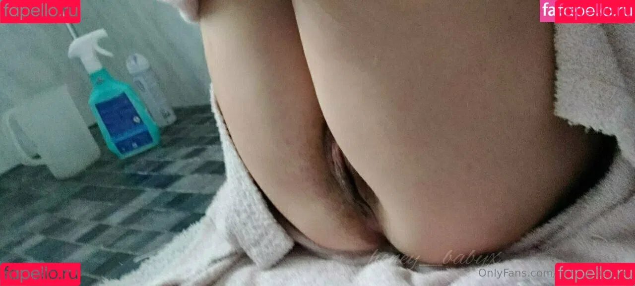 Baby Ash Onlyfans Photo Gallery 