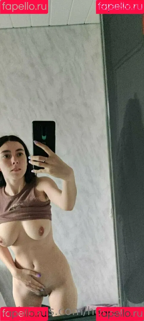 Baby Ash Onlyfans Photo Gallery 