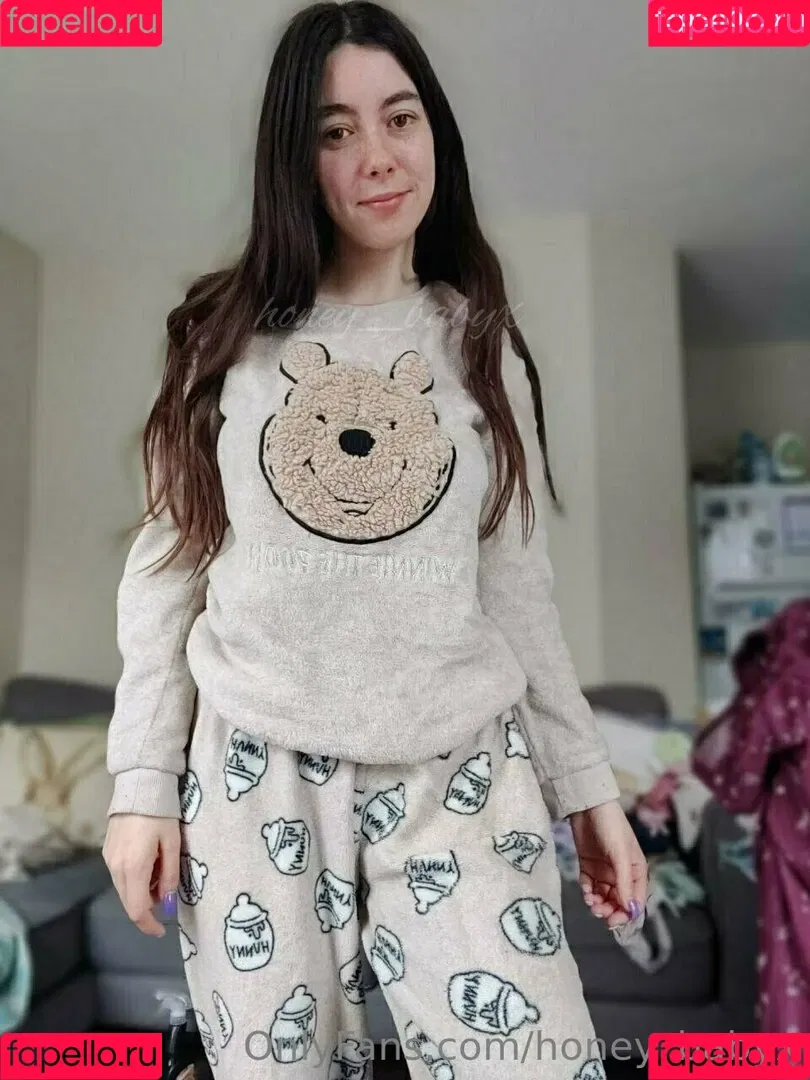 Baby Ash Onlyfans Photo Gallery 