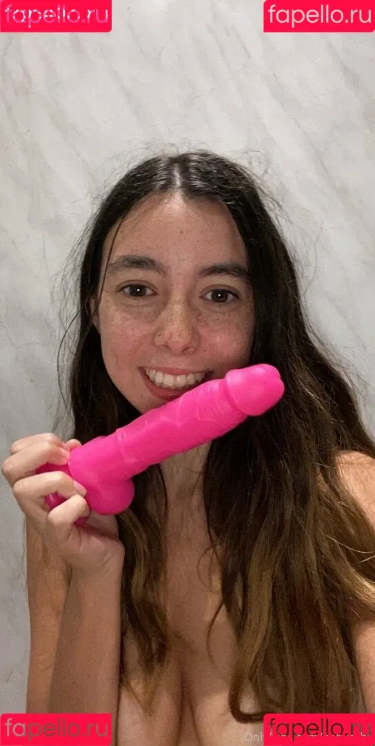 Baby Ash Onlyfans Photo Gallery 