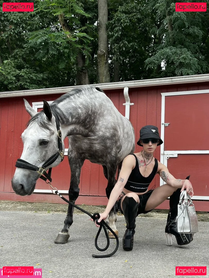 mochimochisosweet Onlyfans Photo Gallery 