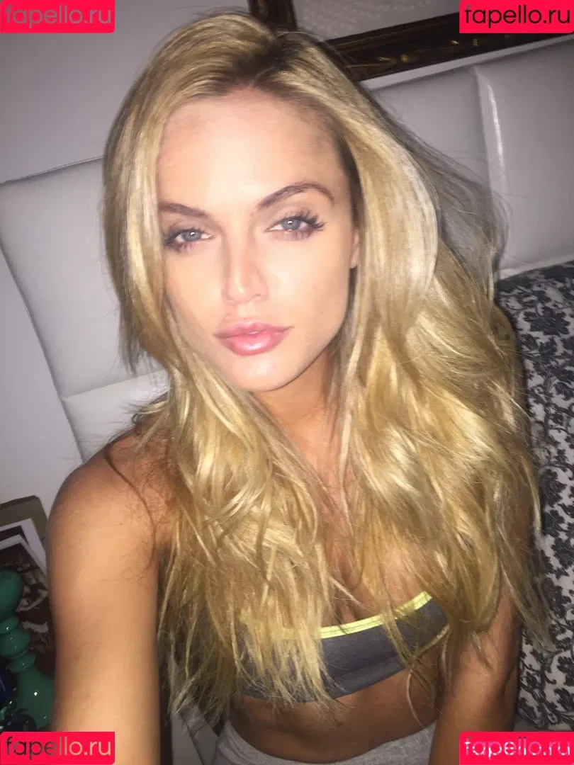 Kelsey Laverack Onlyfans Photo Gallery 