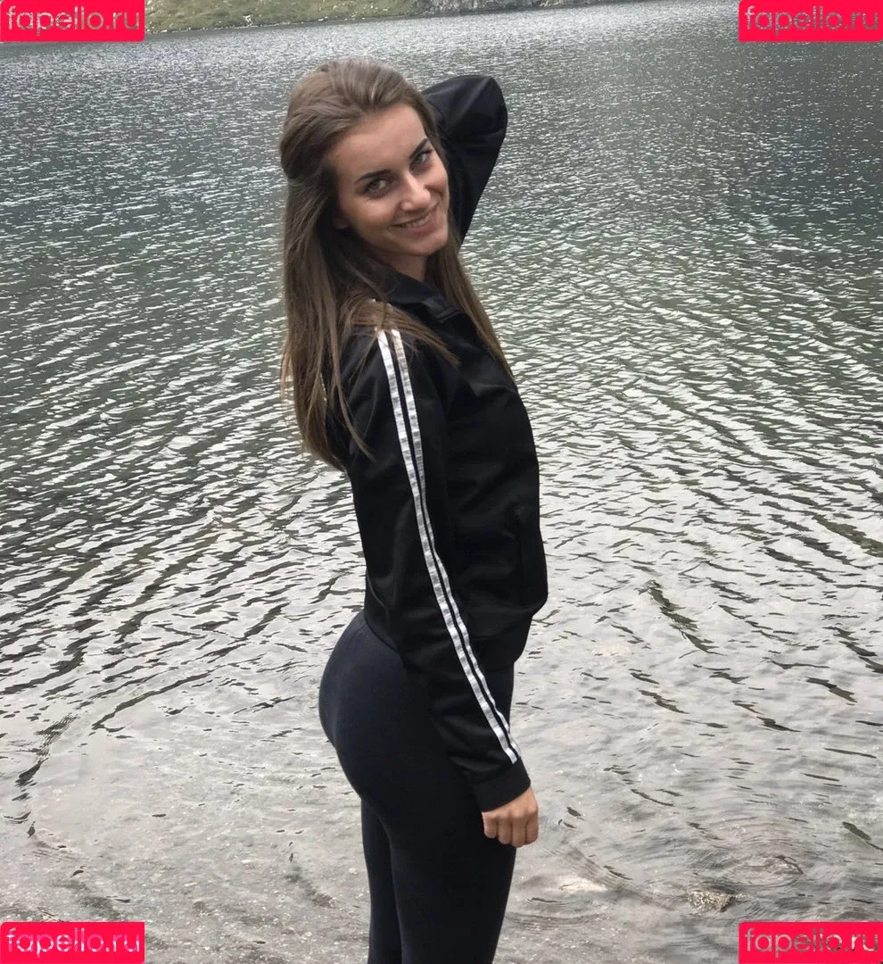 Kelsey Laverack Onlyfans Photo Gallery 