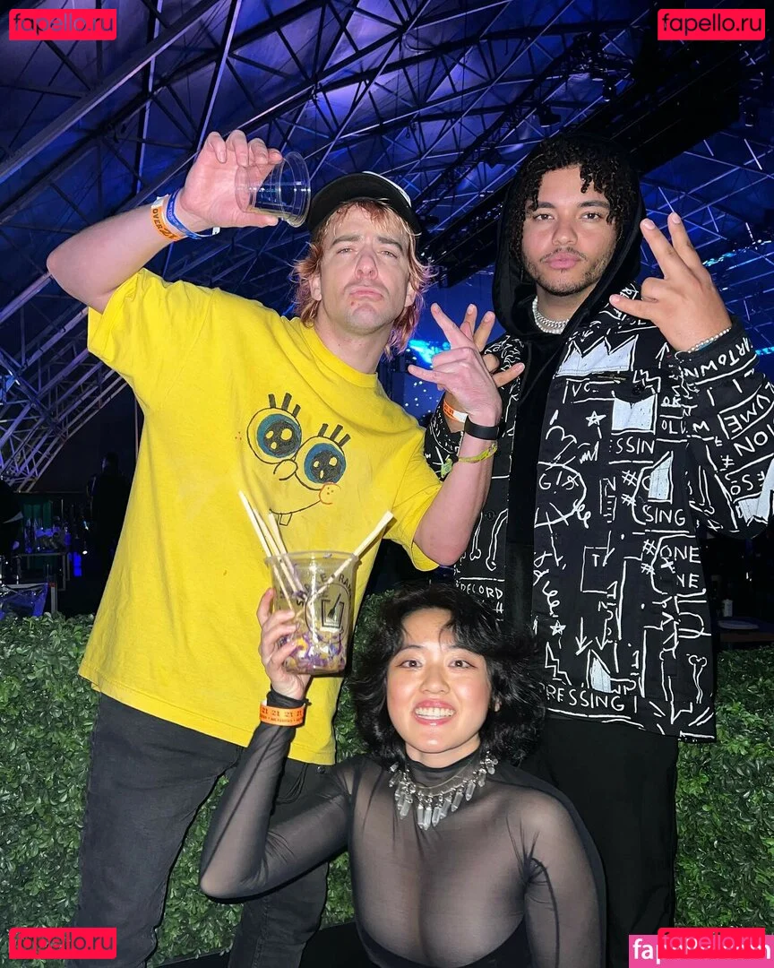 Lydiaren Onlyfans Photo Gallery 