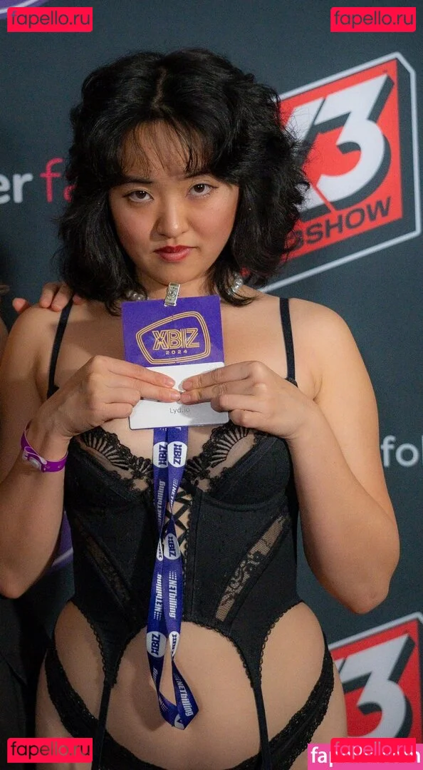 Lydiaren Onlyfans Photo Gallery 