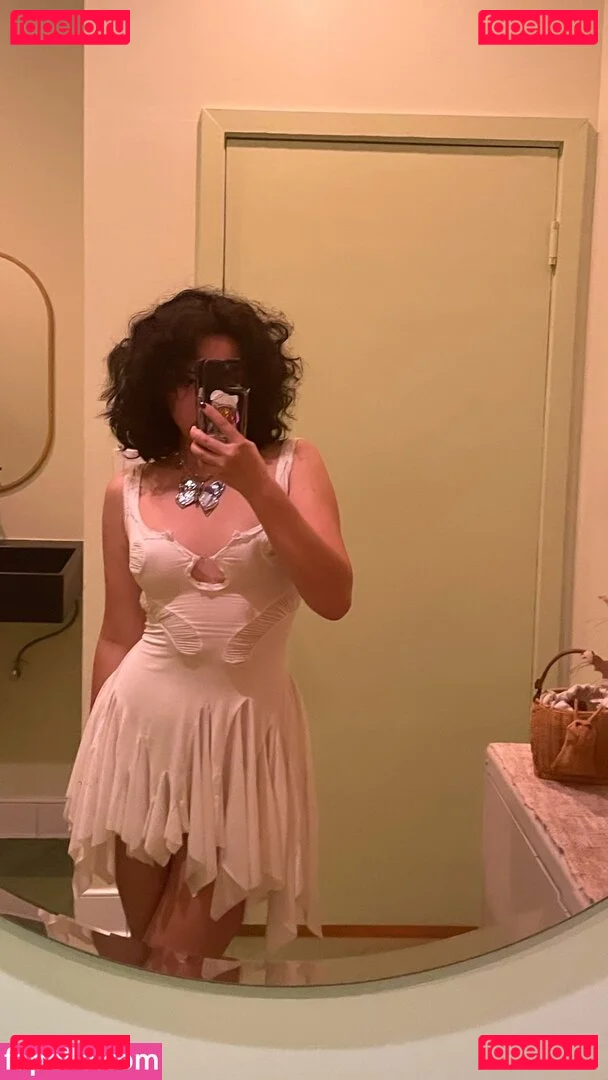 Lydiaren Onlyfans Photo Gallery 