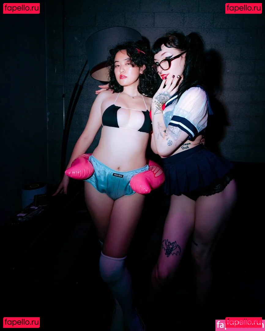 Lydiaren Onlyfans Photo Gallery 