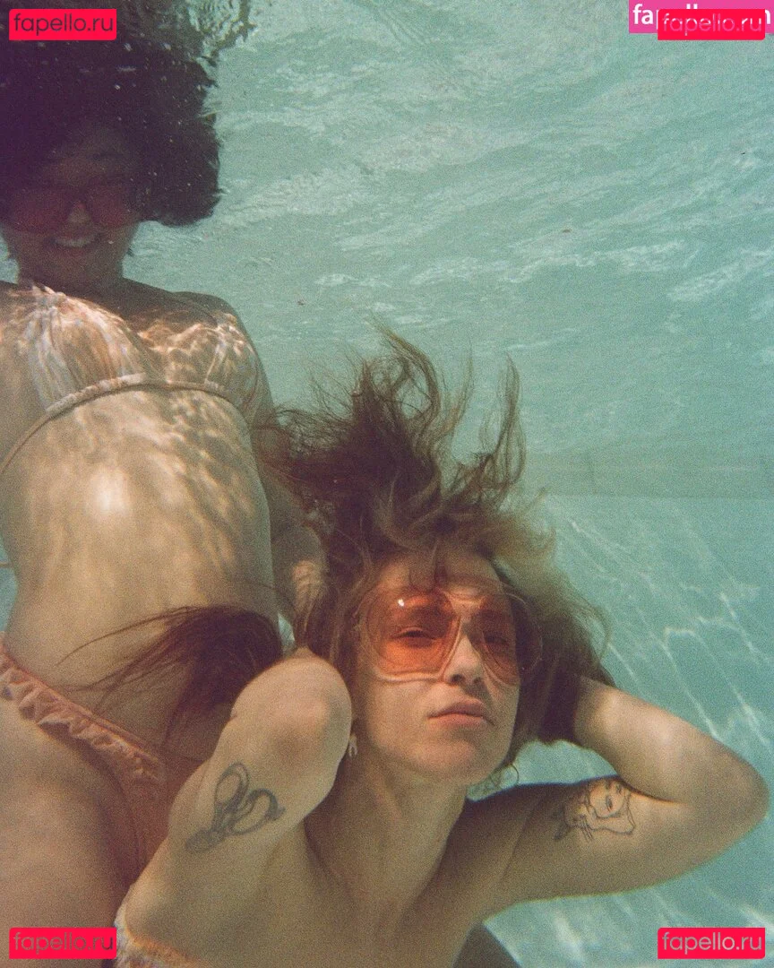 Lydiaren Onlyfans Photo Gallery 