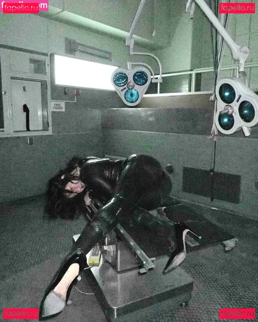 Lydiaren Onlyfans Photo Gallery 